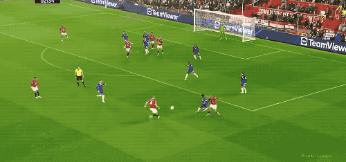 离头球破门, 切尔西获得, 恩佐的直塞