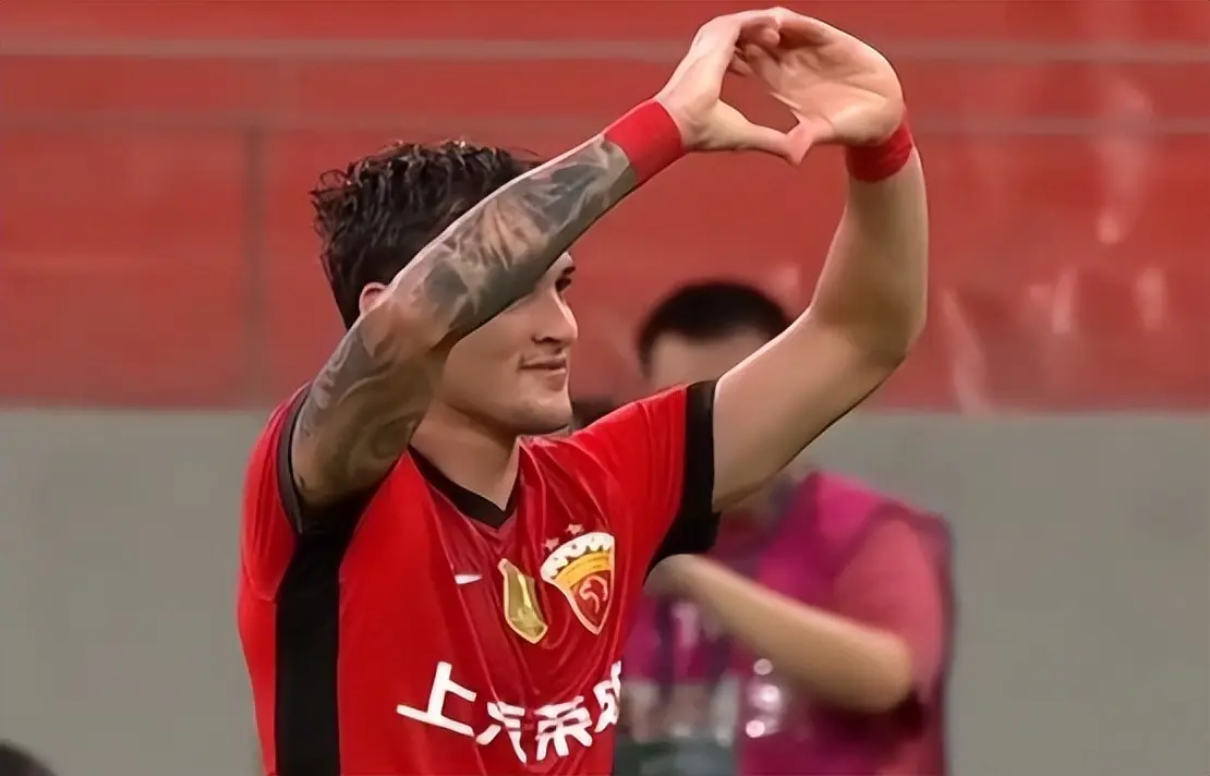 左一右出任, 要拱手让出 左一右出任, 要拱手让出