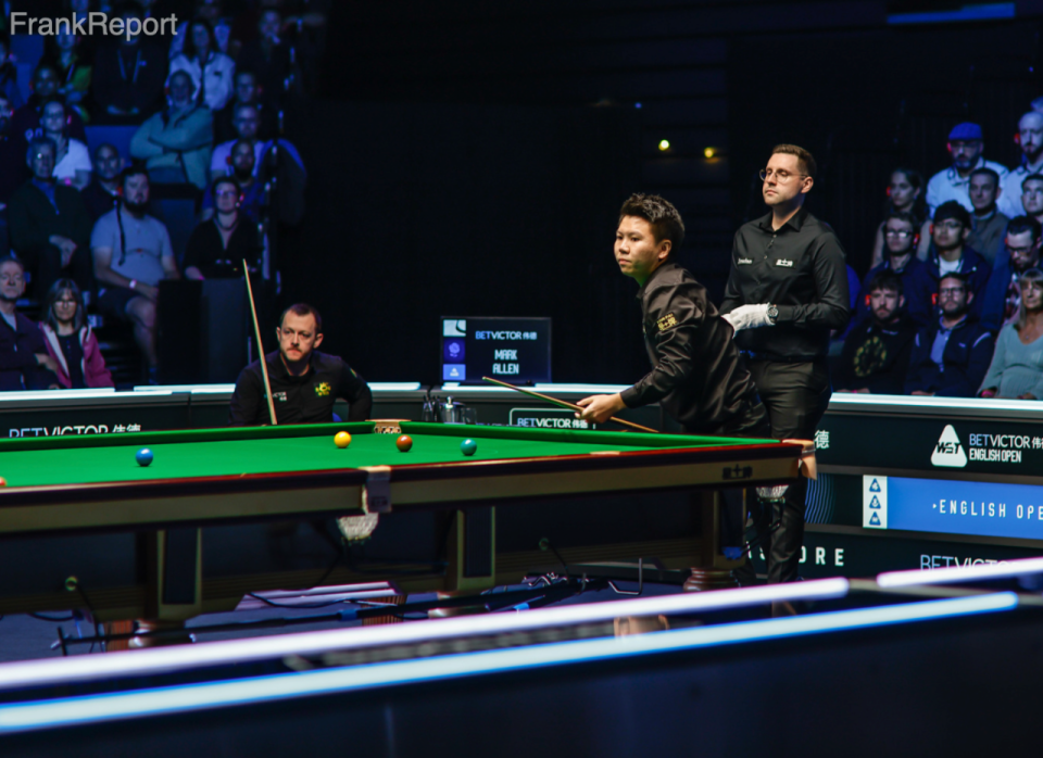 艾伦在, 周跃龙更值, 断进攻