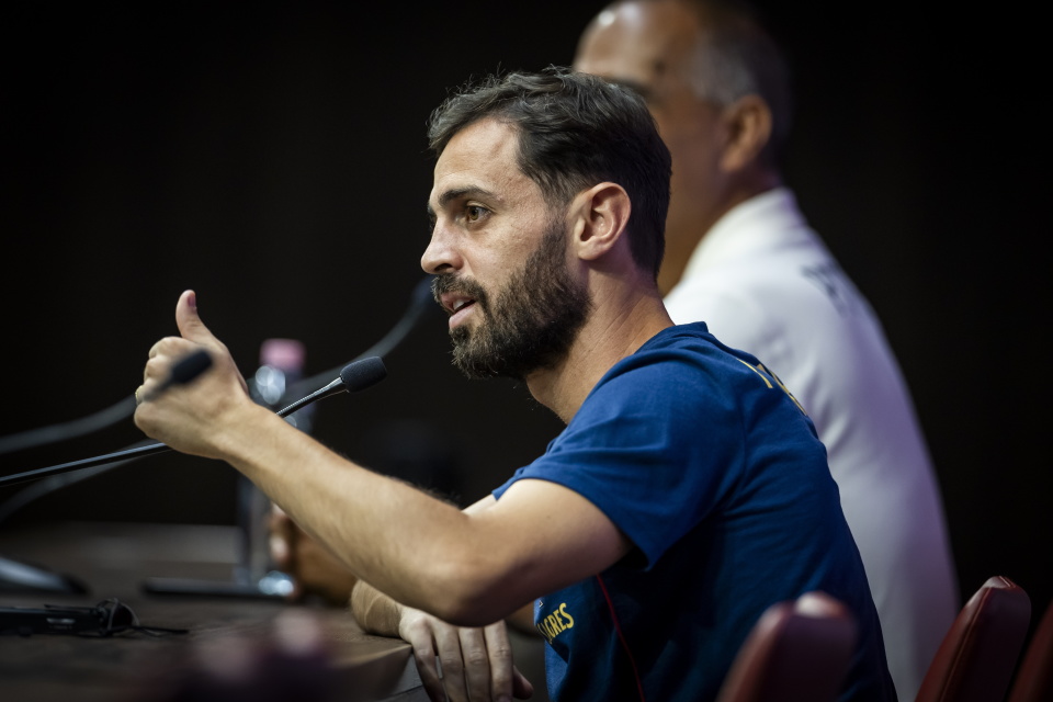 Zq, wAA, inews Zq, wAA, inews