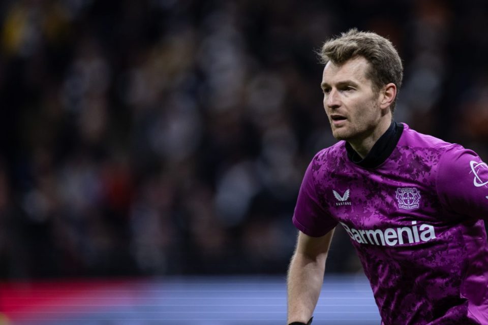 更曾, 主力门将赫, 连续两个赛 更曾, 主力门将赫, 连续两个赛