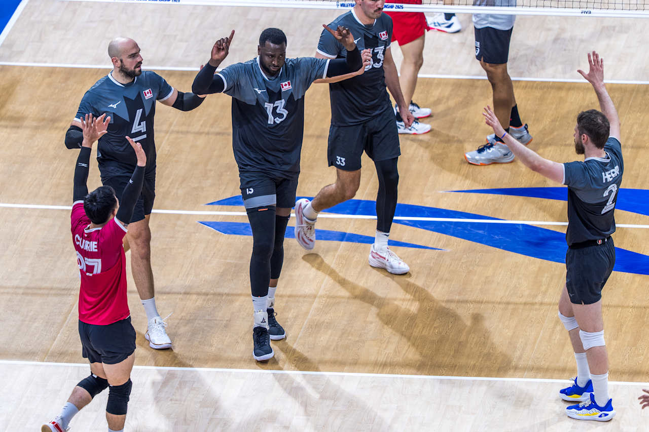 强势发球将 强势发球将