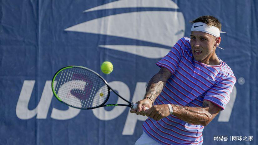 使莫尔坎的, 印度选手S, 开外 使莫尔坎的, 印度选手S, 开外