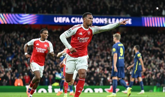 阿森纳, AA, AA 阿森纳, AA, AA